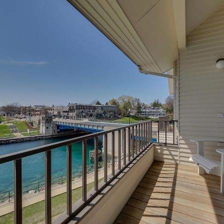 359 Edgewater Inn Шарлевой Экстерьер фото