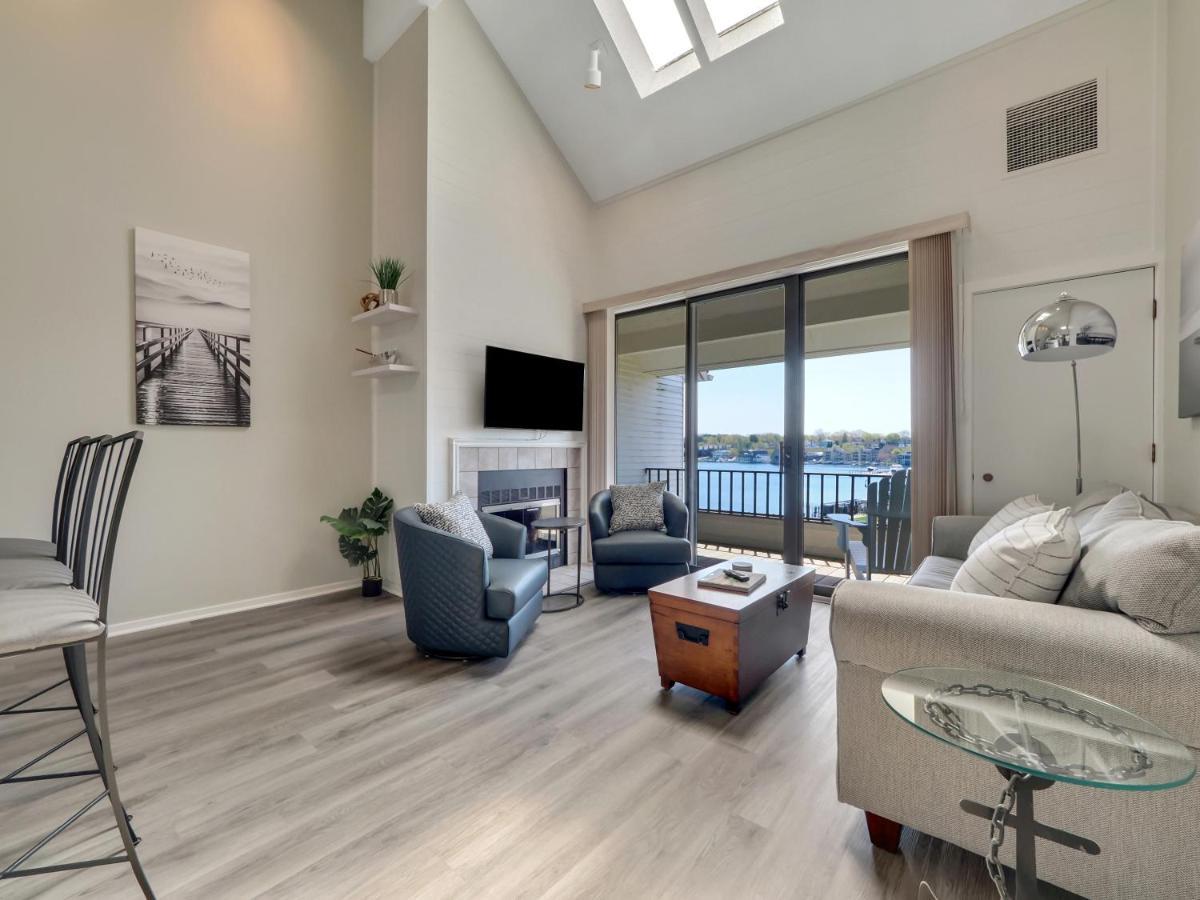 359 Edgewater Inn Шарлевой Экстерьер фото
